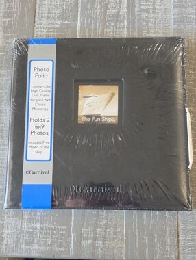 Carnival Cruise Lines Photo Folio, Holds 2 6x9 Photos, Retired Album Version